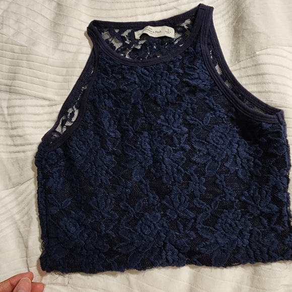 Cropped top - Picture 2 of 2